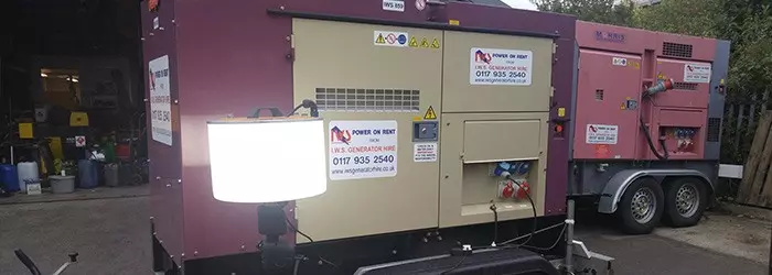 Using a generator to power onsite lighting